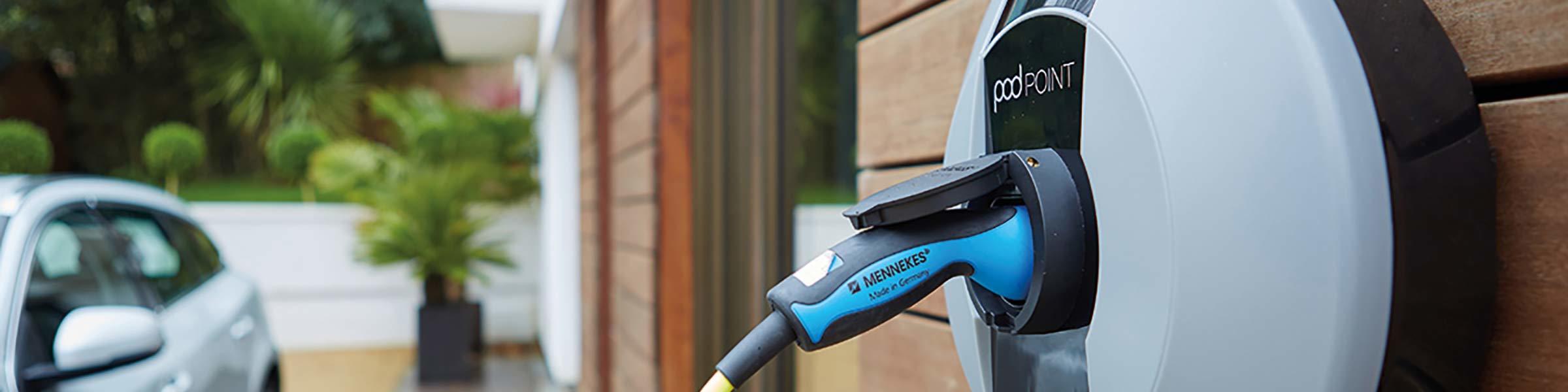4 Reasons Why You Should Get a 'Smart' EV Home Charger