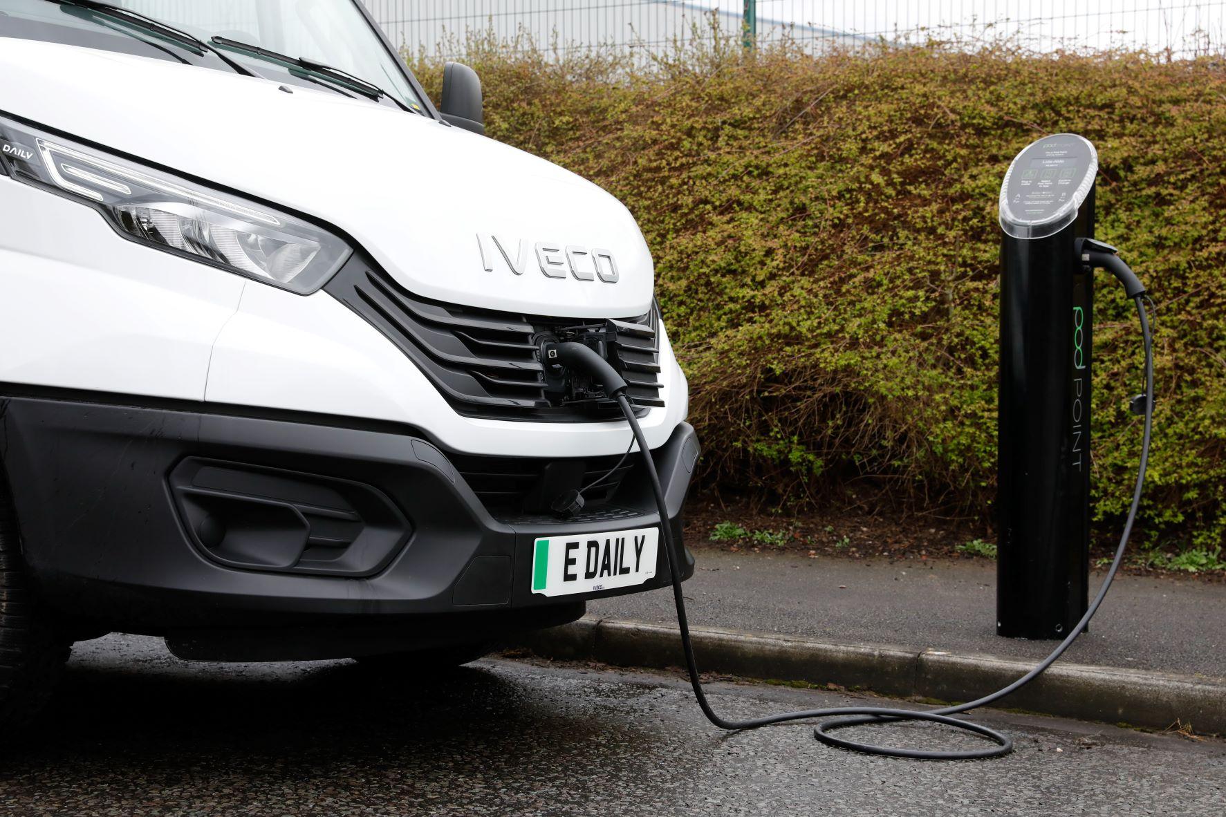 IVECO e Daily Pod Point Charging