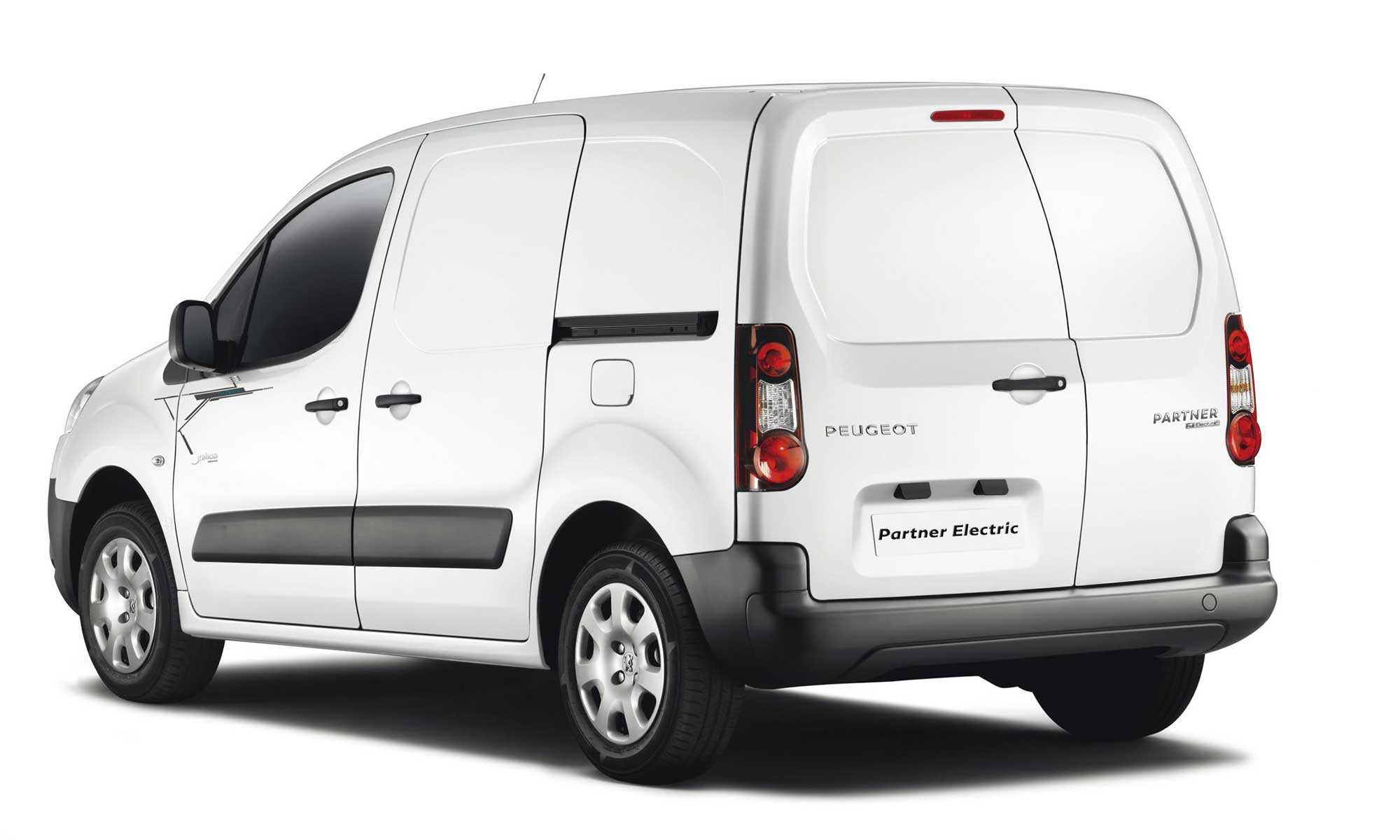 Peugeot Partner van white