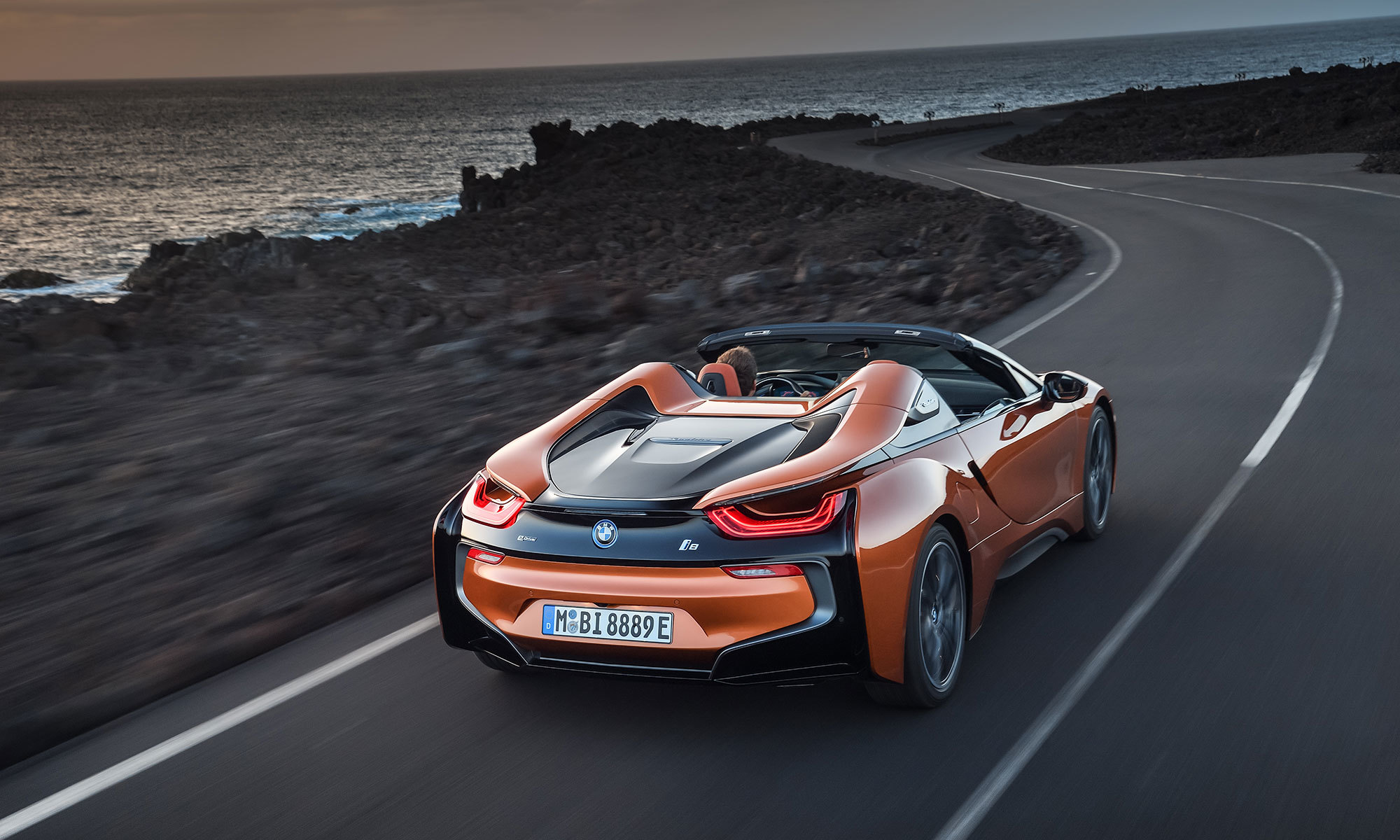 BMW i8 Roadster (2018) Charging Guide Point