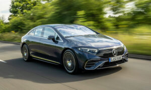 Mercedes-Benz EQS lifestyle image