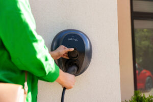 Solo 3 S Electric Vehicle Charger V3